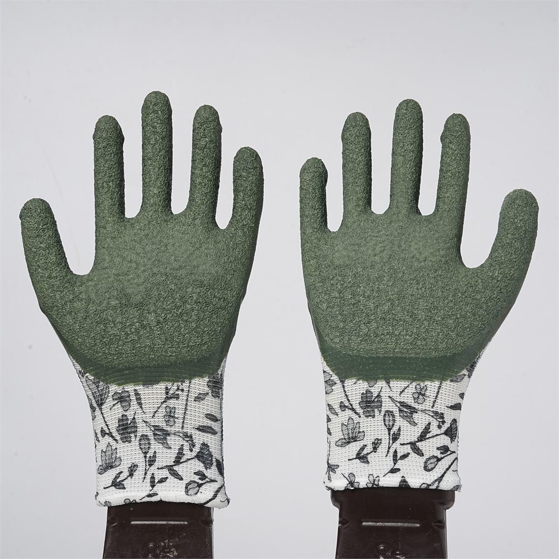 13 Gauge Latex Crinkle Gloves View 1