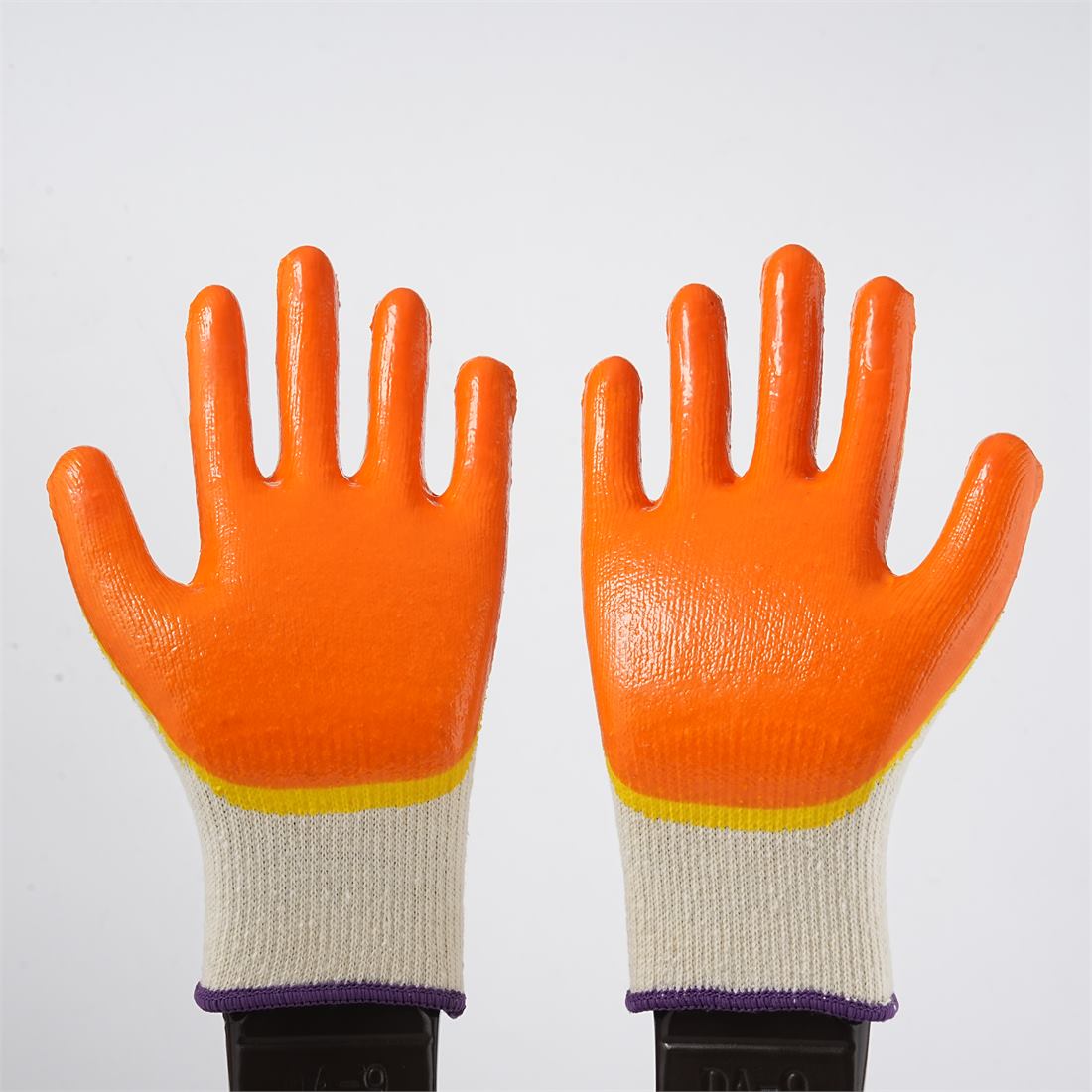 Two-Color Smooth Dipped Gloves Main view